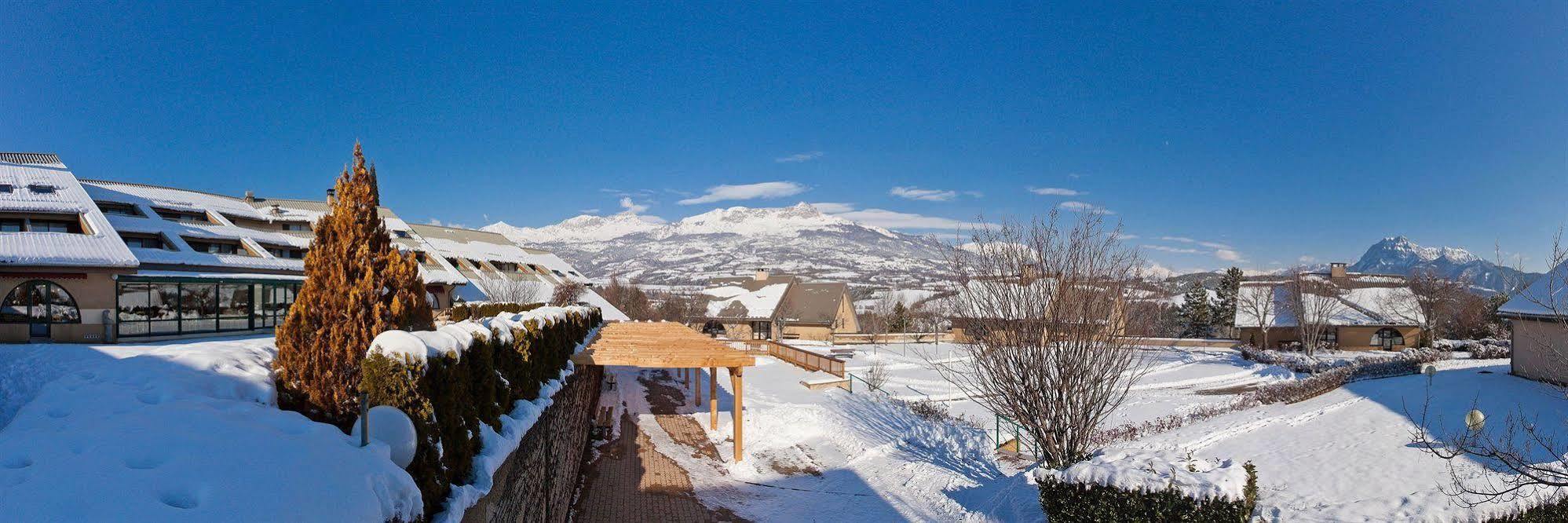 Club Vacances Bleues Les Horizons Du Lac شورْج المظهر الخارجي الصورة